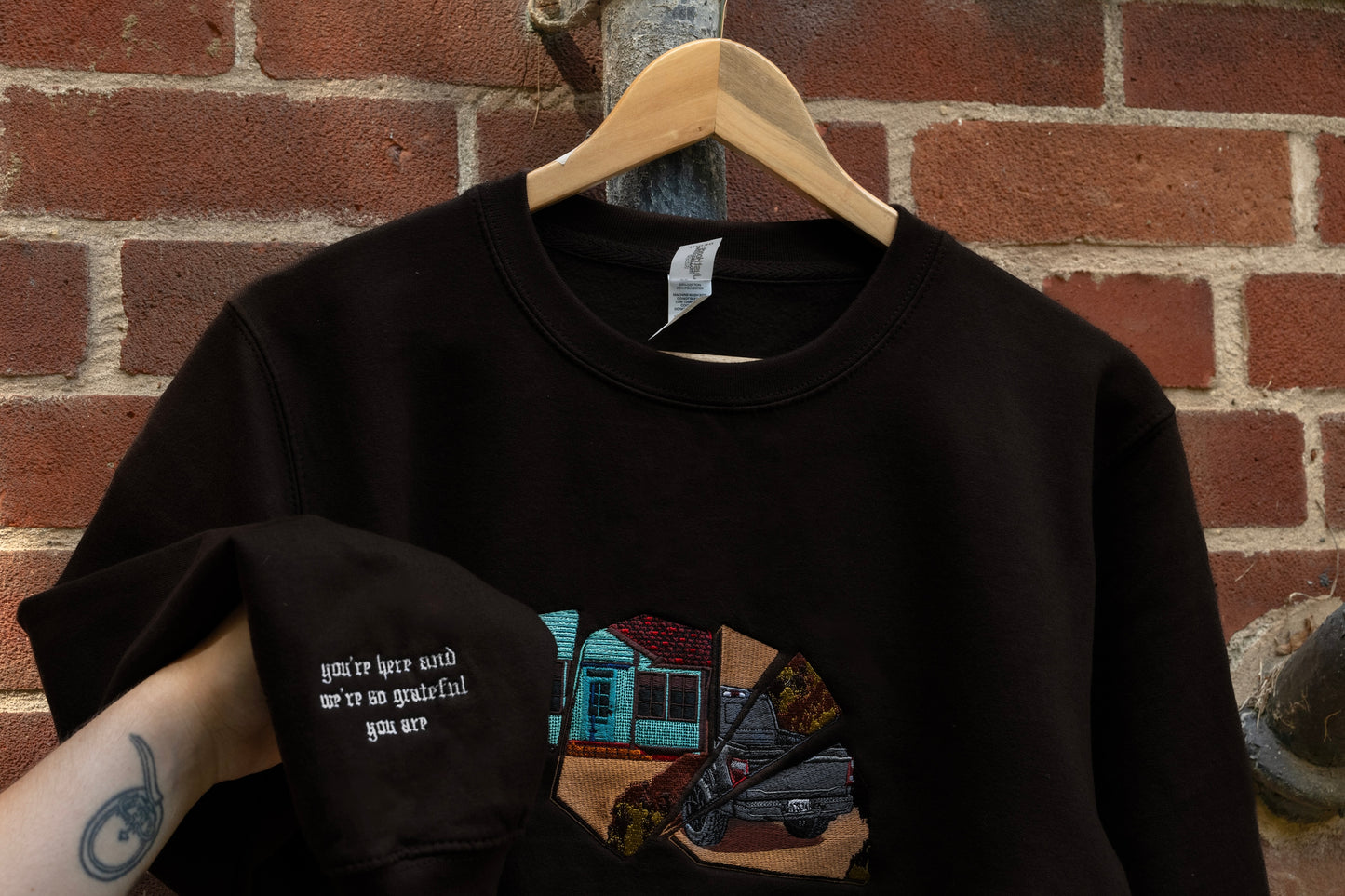 The American Cars Embroidered Sweatshirt / Cotton Tee / Hoodie